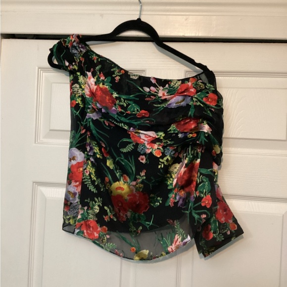 💥PRICE DROP💥 Serita Drape Top - Picture 4 of 7